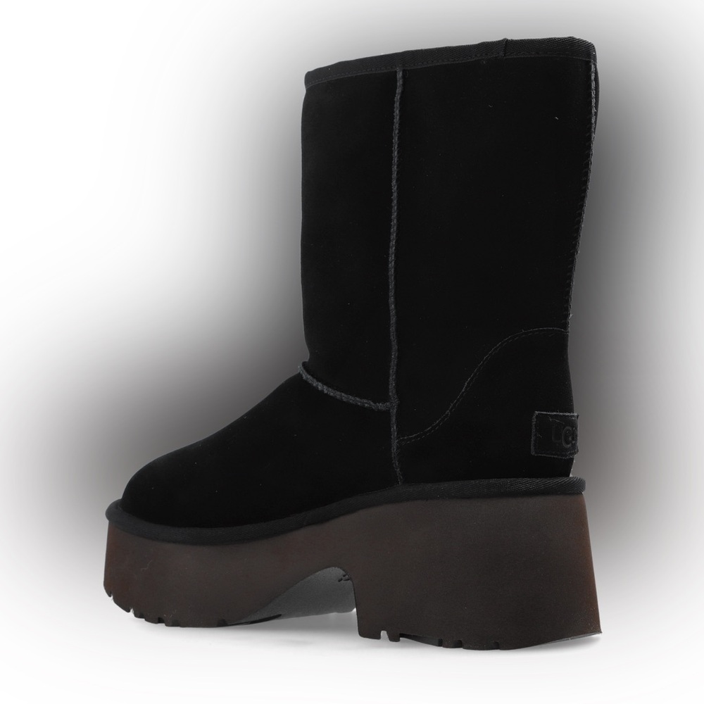 NIB UGG Classic New Heights boot - Picture 2 of 6
